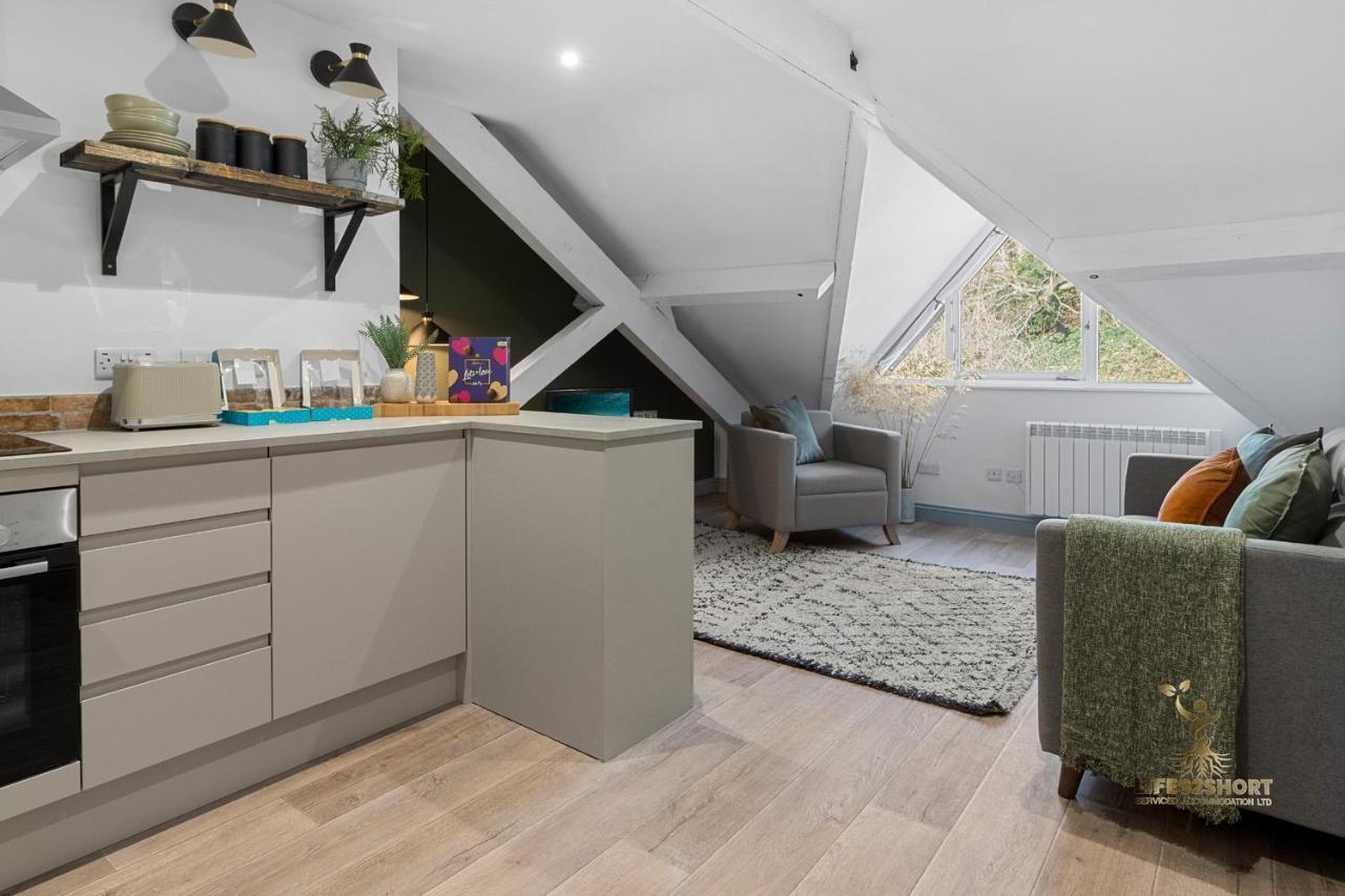 Luxe Courtyard Apartment For 4 Near Exeter City Centre Exteriör bild