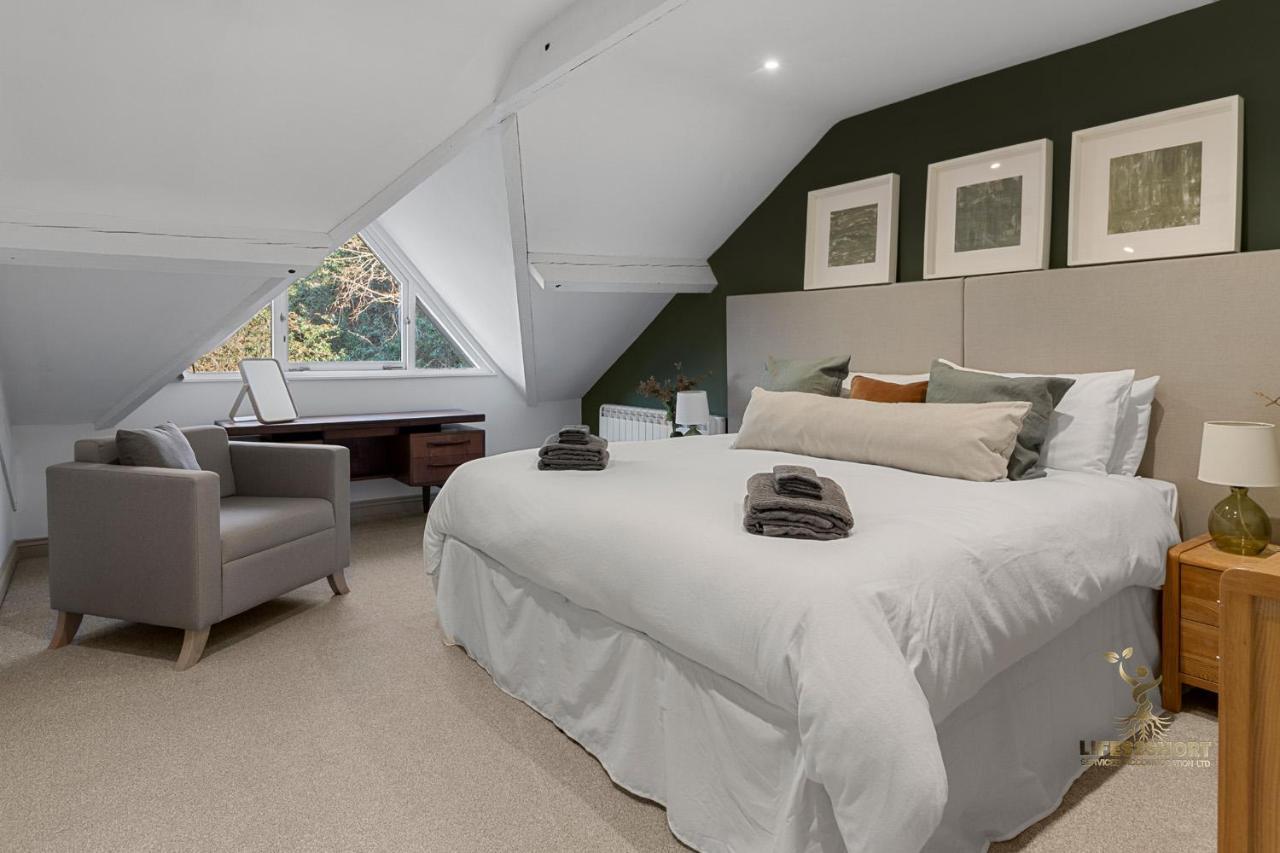 Luxe Courtyard Apartment For 4 Near Exeter City Centre Exteriör bild